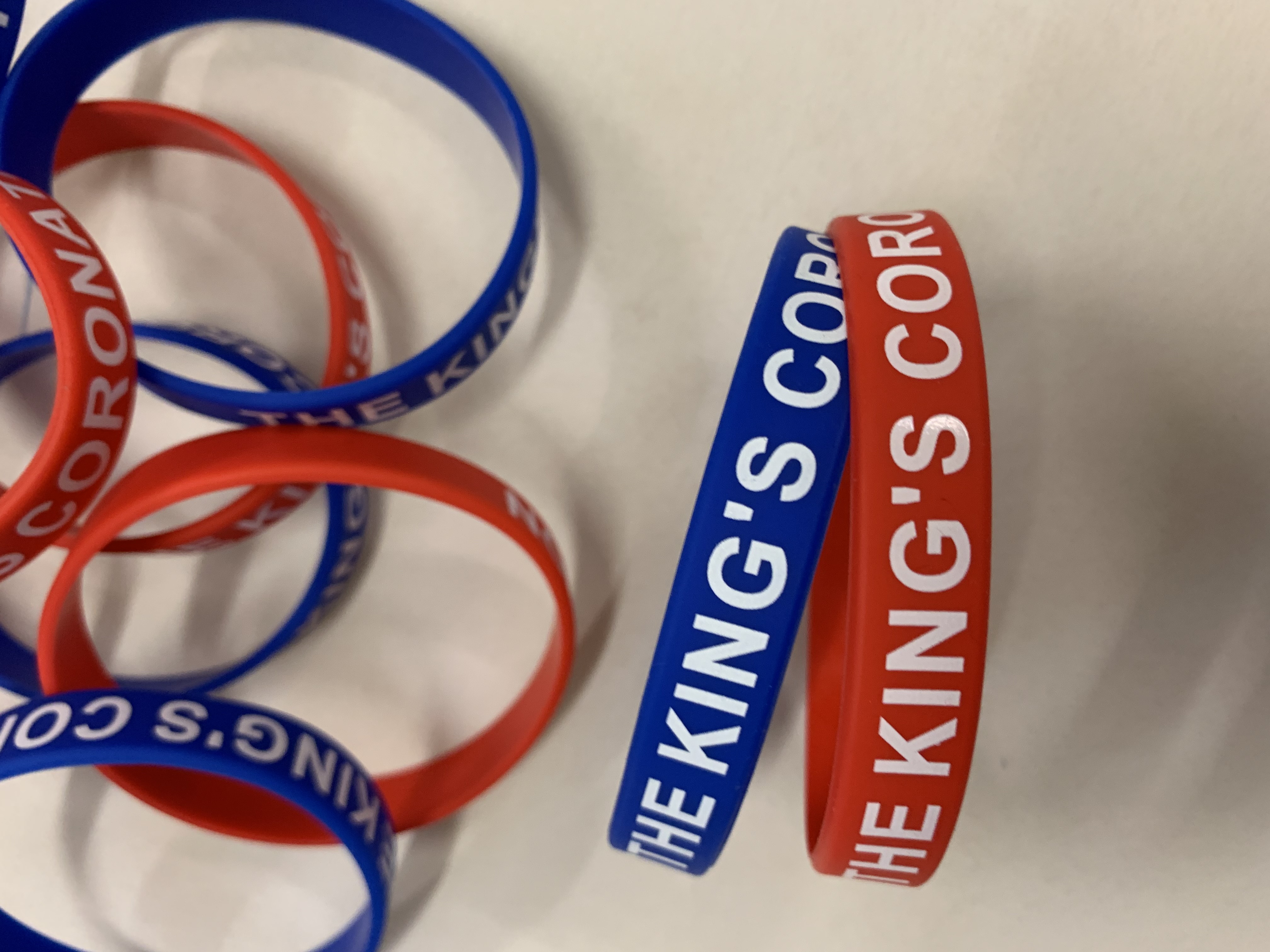 Kings Coronation Commemorative Wristbands - Pack of 10, Small Toy Party Bag Fillers for Coronation Parties