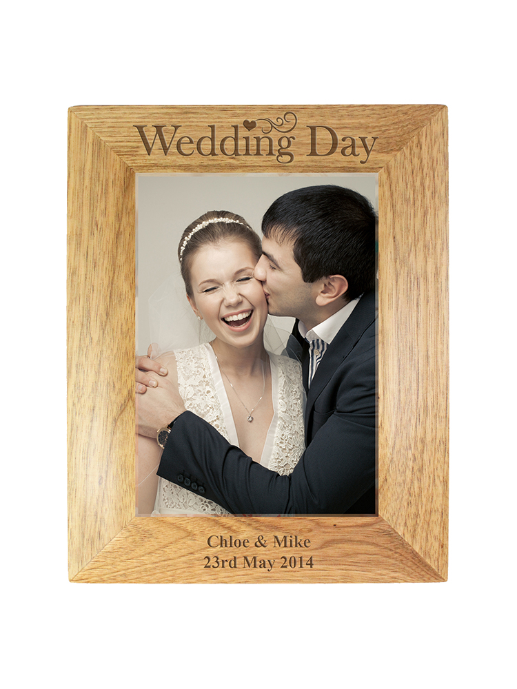 Personalised Wedding Day 7x5 Wooden Photo Frame