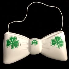 Shamrock Plastic Bow-Tie