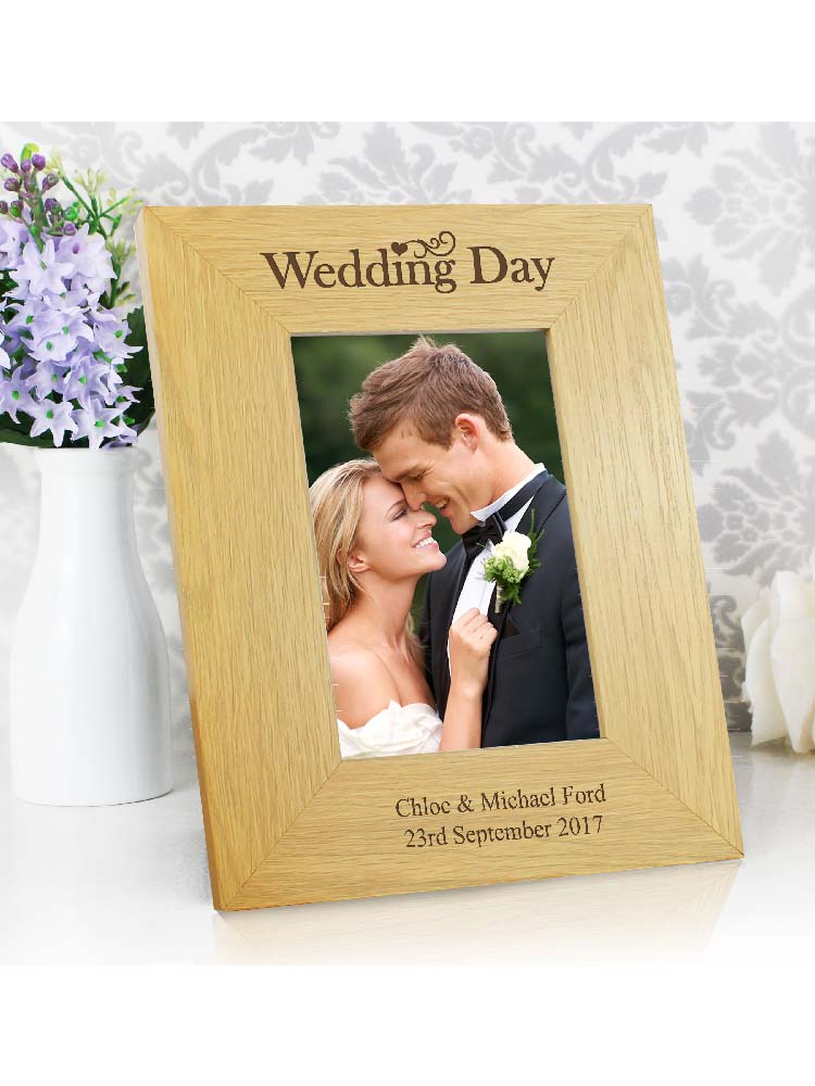 Personalised Wedding Day 6x4 Oak Finish Photo Frame