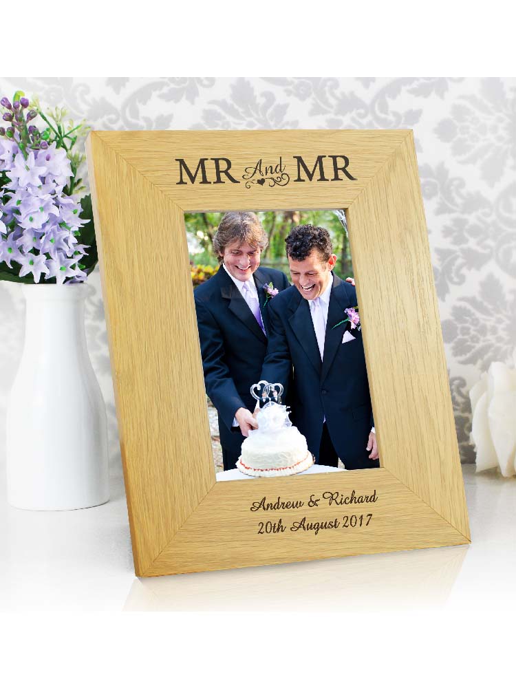Personalised Oak Finish 6x4 Mr & Mr Photo Frame